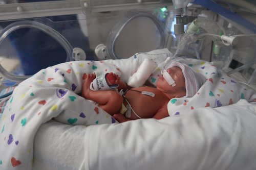 Parker early NICU